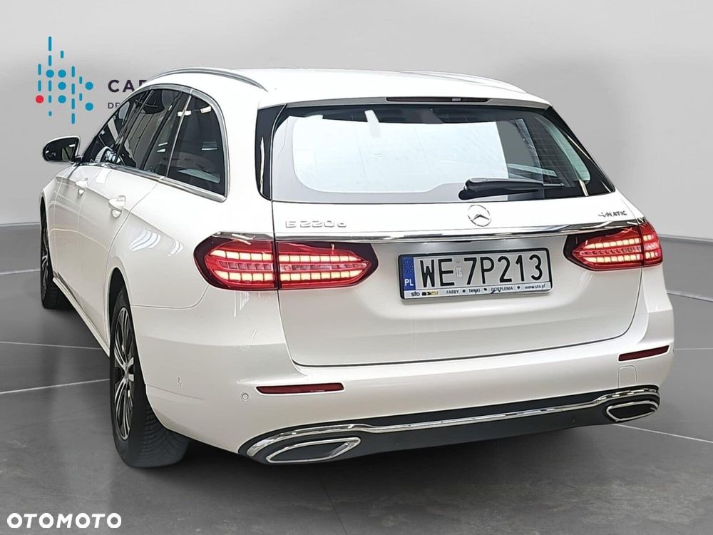 Mercedes-Benz Klasa E 220 d 4-Matic - 26
