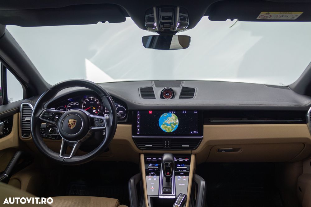 Porsche Cayenne - 3