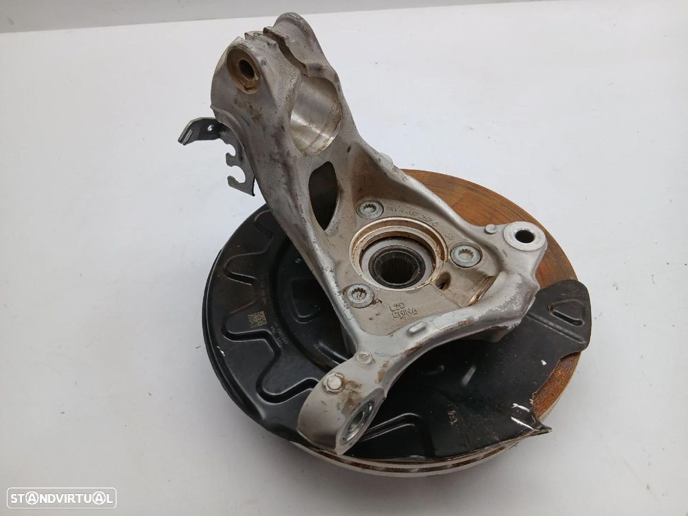 Manga de eixo frente esquerda AUDI A3 Limousine (8YS) - 2