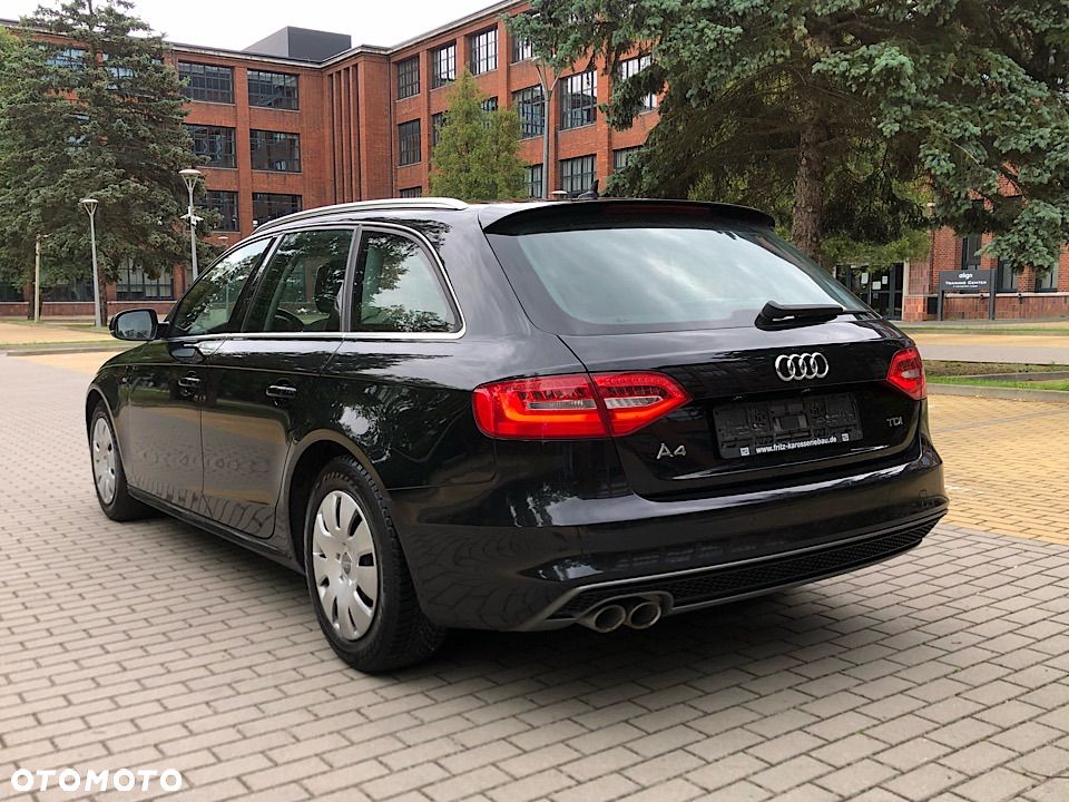 Audi A4 Avant - 10