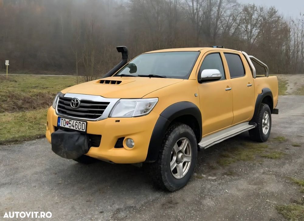Toyota Hilux 4x4 Cabina Dubla Style+ Aut. - 2