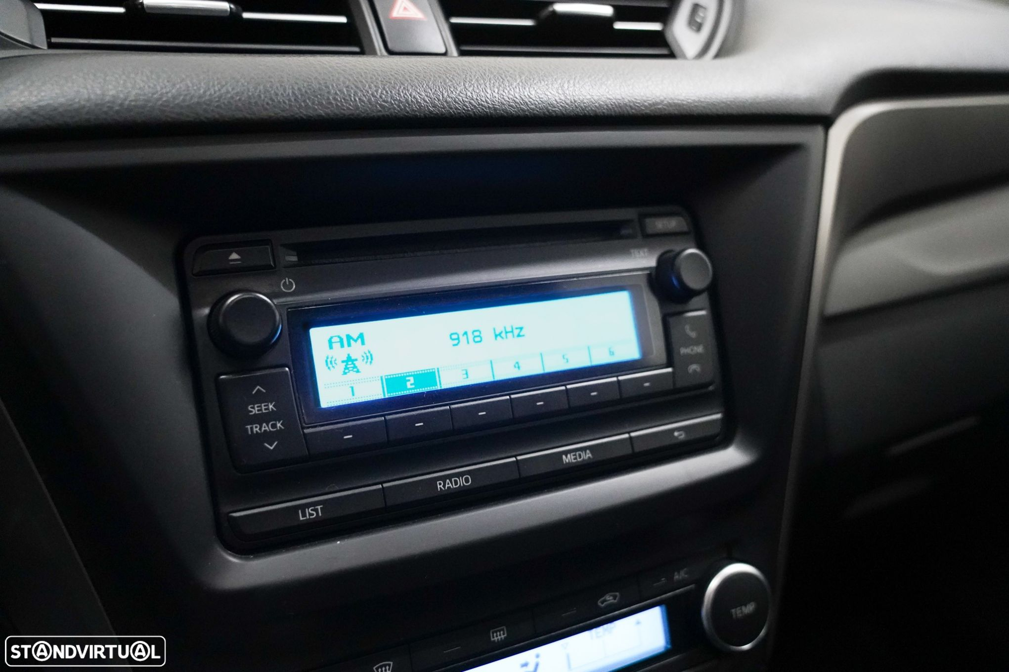 Toyota Avensis - 11