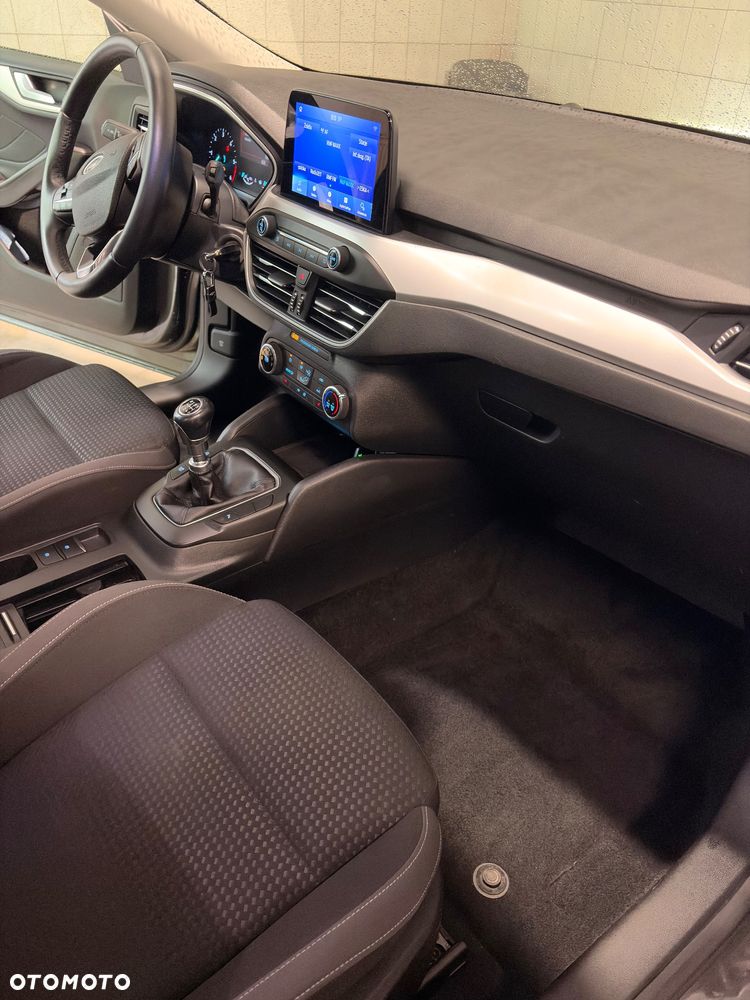 Ford Focus 2.0 EcoBlue Titanium - 7