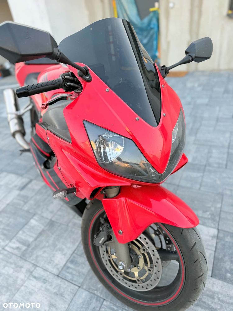 Honda CBR - 5
