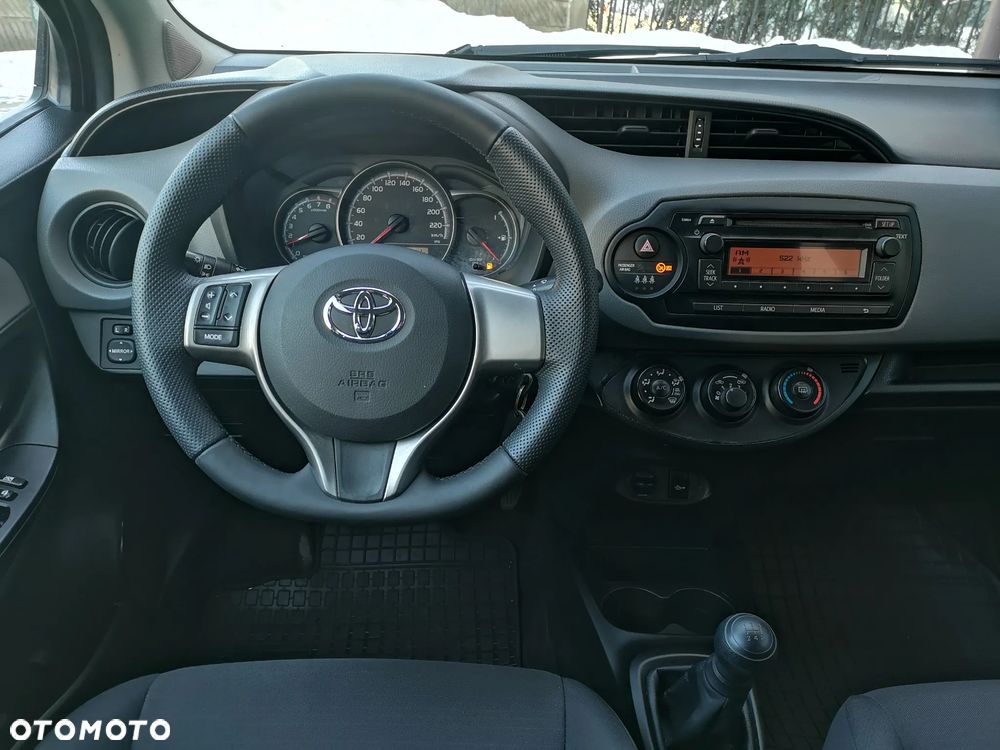 Toyota Yaris 1.0 Active - 12