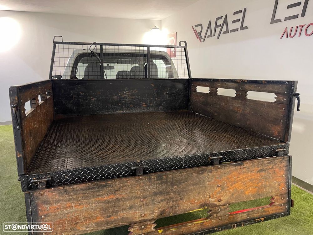 Mitsubishi L200 2.3 DI-D CD Invite 4WD - 28