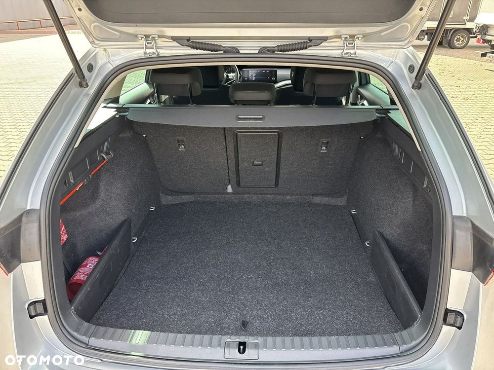 Skoda Octavia 2.0 TDI Ambition DSG - 21