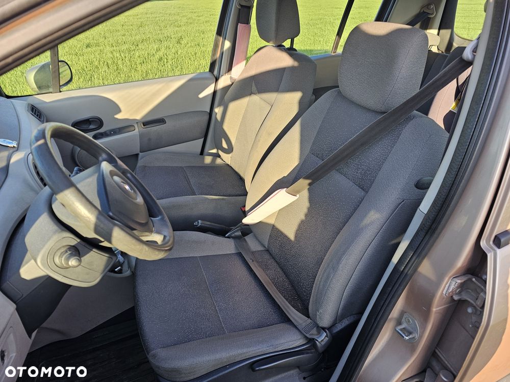 Renault Modus - 7