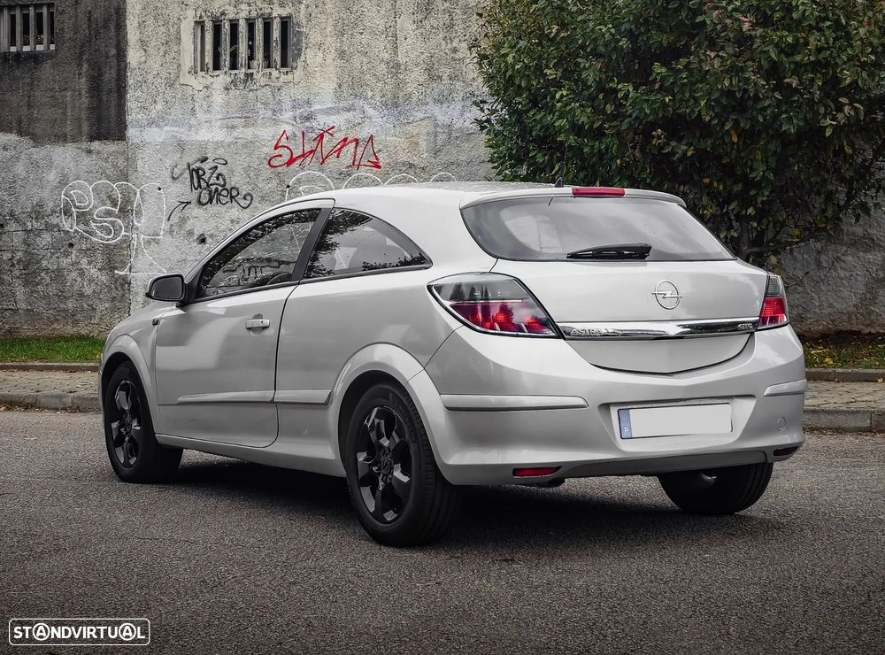 Opel Astra GTC 1.3 CDTI - 3
