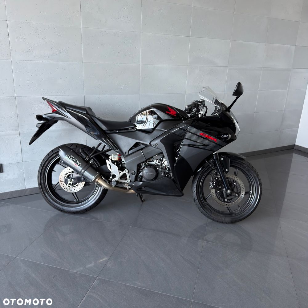 Honda CBR - 2