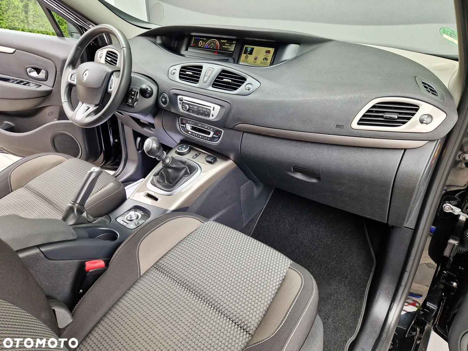 Renault Scenic 1.6 16V 110 Xmod Paris - 16