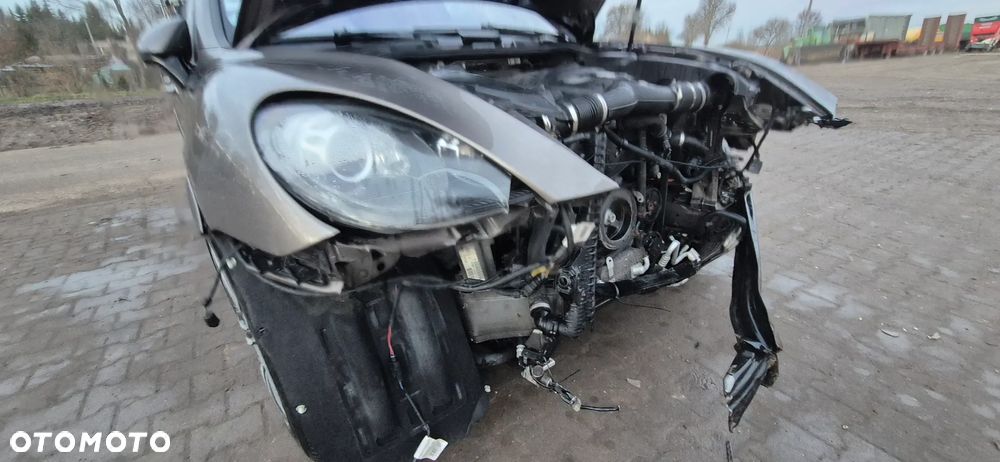 Porsche Cayenne GTS - 15