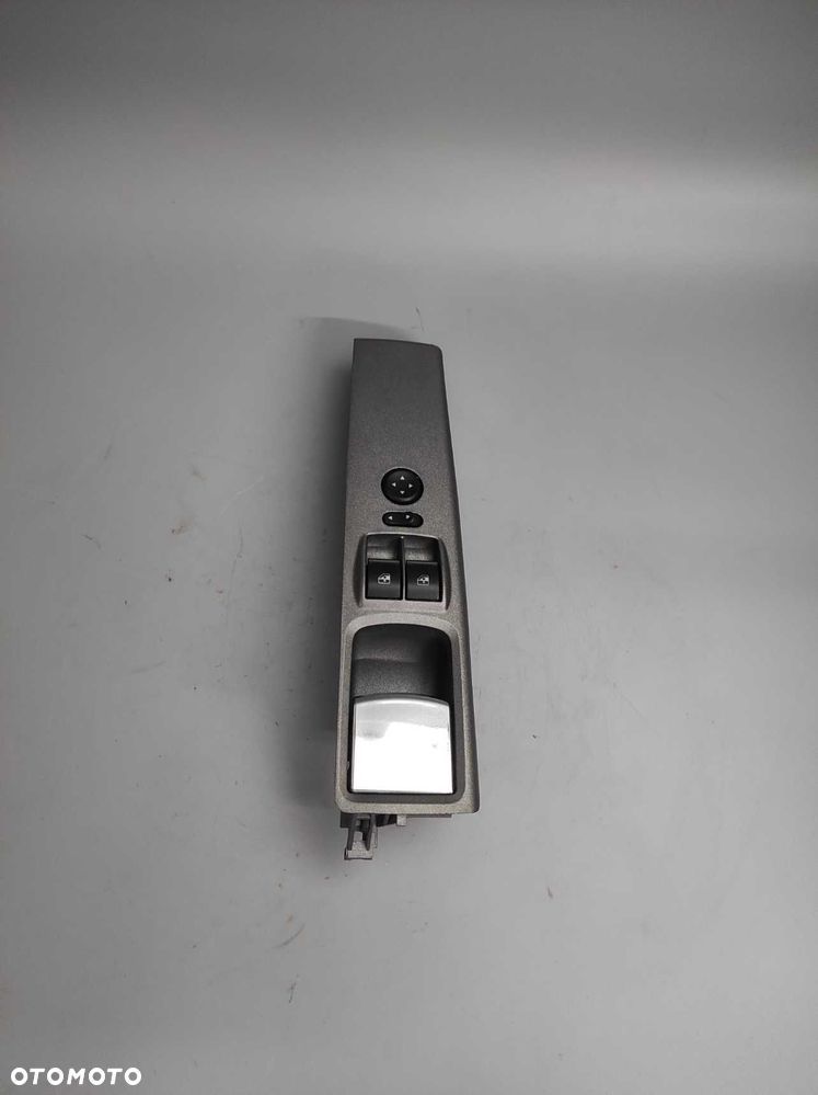 LANCIA MUSA, Przełącznik podnoszenia szyb, OE: A739, ŁADNY! Europa!