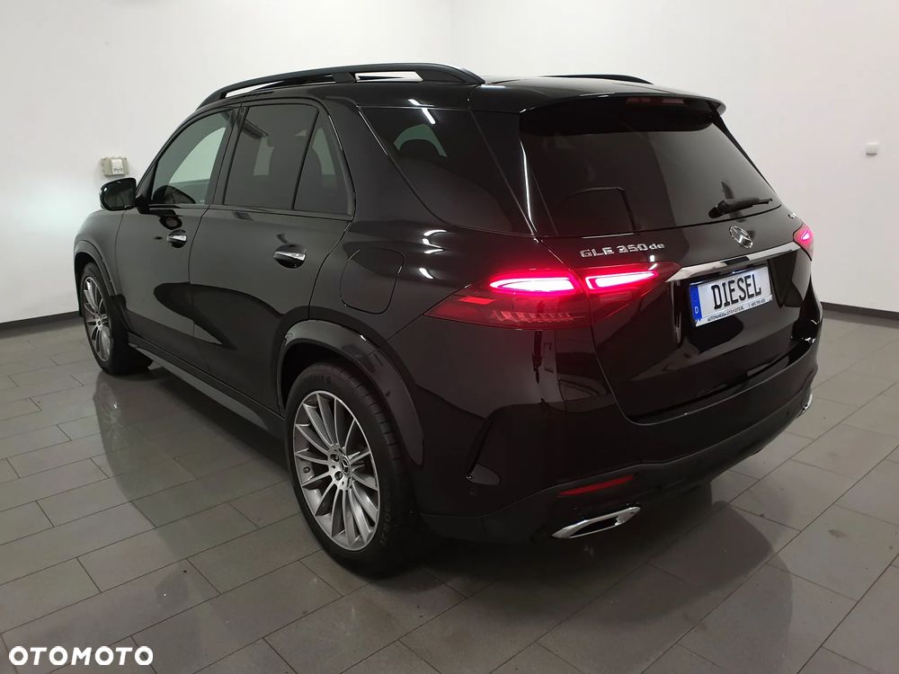 Mercedes-Benz GLE 350 de 4Matic 9G-TRONIC AMG Line Advanced Plus - 4