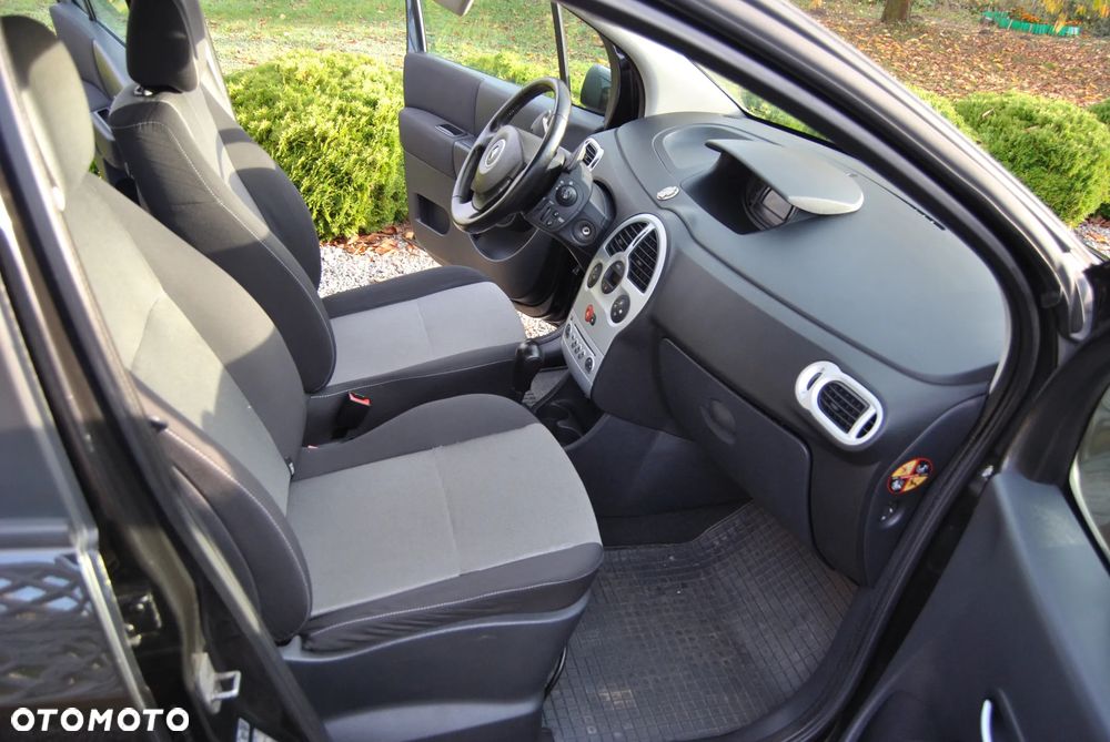 Renault Modus 1.6 16V Night&Day - 8