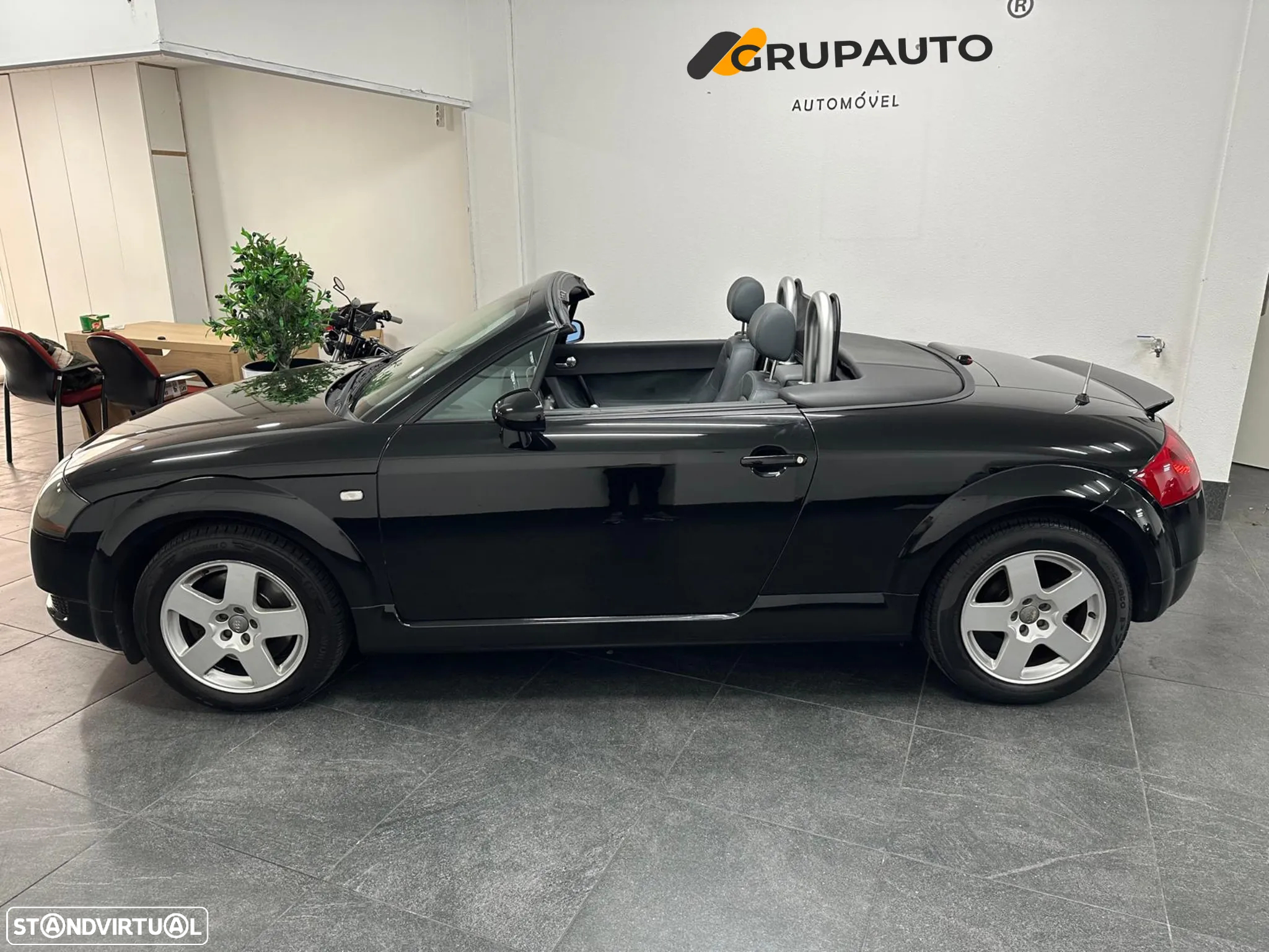 Audi TT Roadster 1.8 T - 8