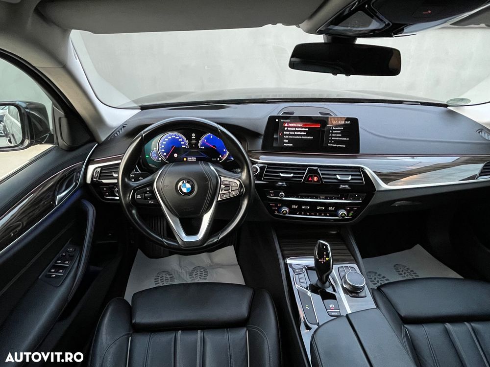 BMW Seria 5 520d Touring Aut. Luxury Line - 4