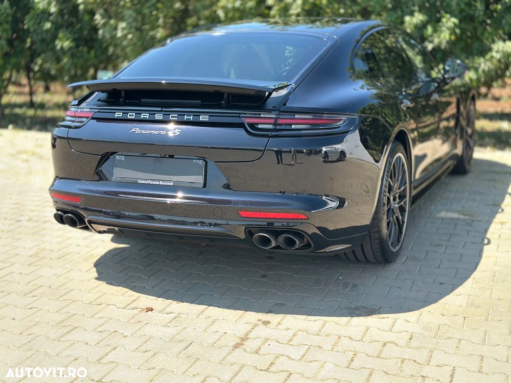 Porsche Panamera 4S - 20