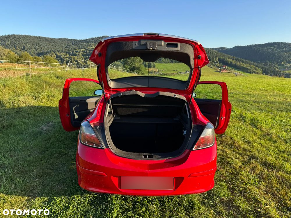 Opel Astra GTC 1.4 - 8