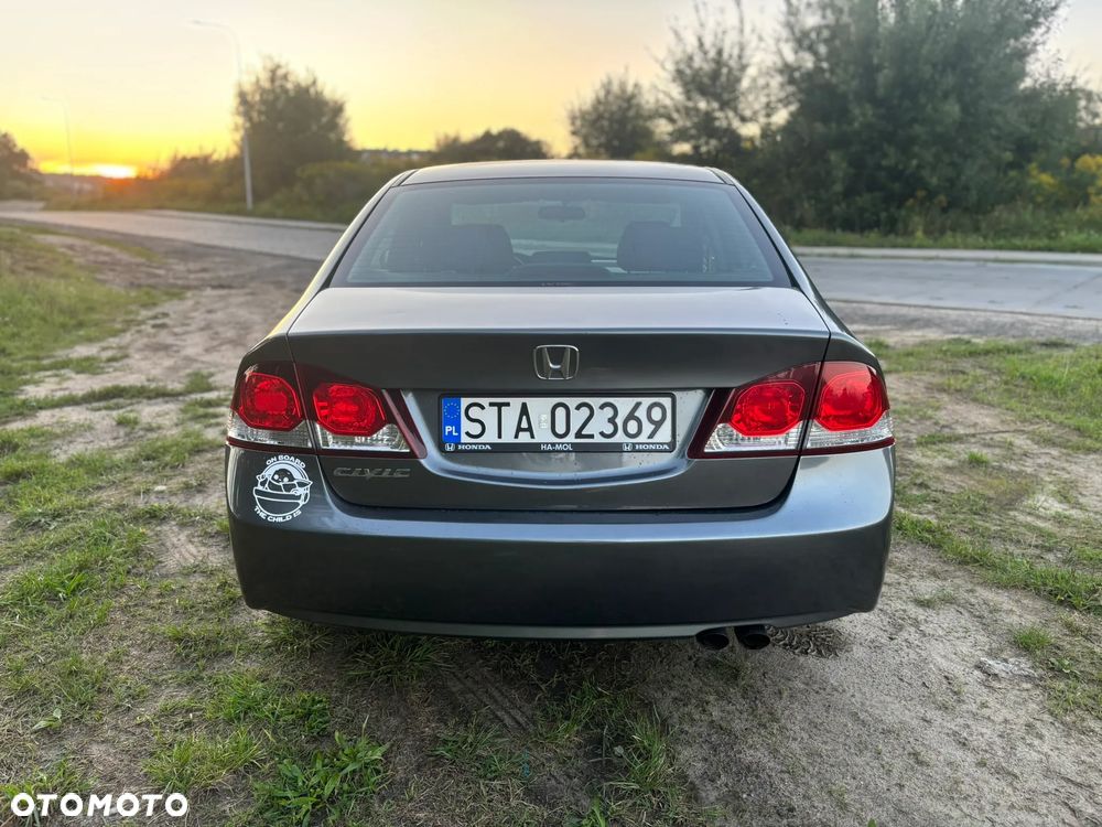Honda Civic 1.8 Comfort - 6