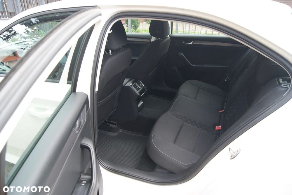 Skoda Superb 1.5 TSI ACT Style DSG - 10