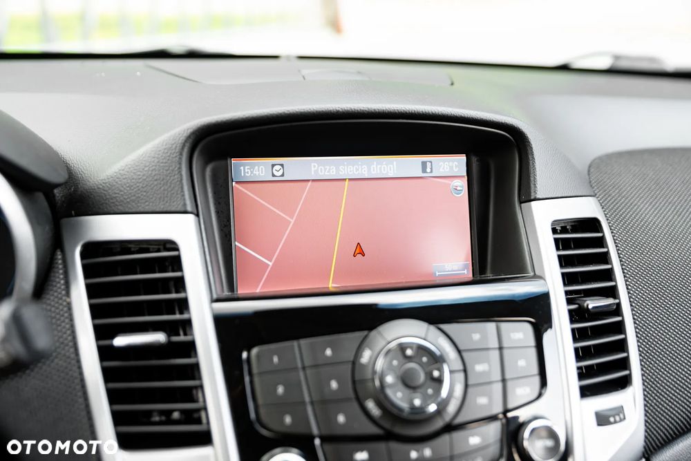 Chevrolet Cruze - 32