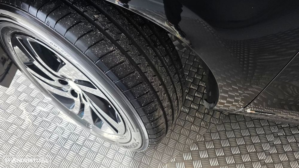 Land Rover Range Rover Evoque 2.0 D150 AWD R-Dynamic S Auto - 31