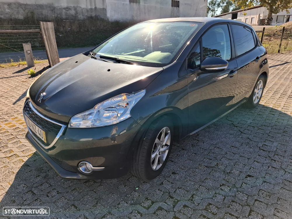 Peugeot 208 - 7