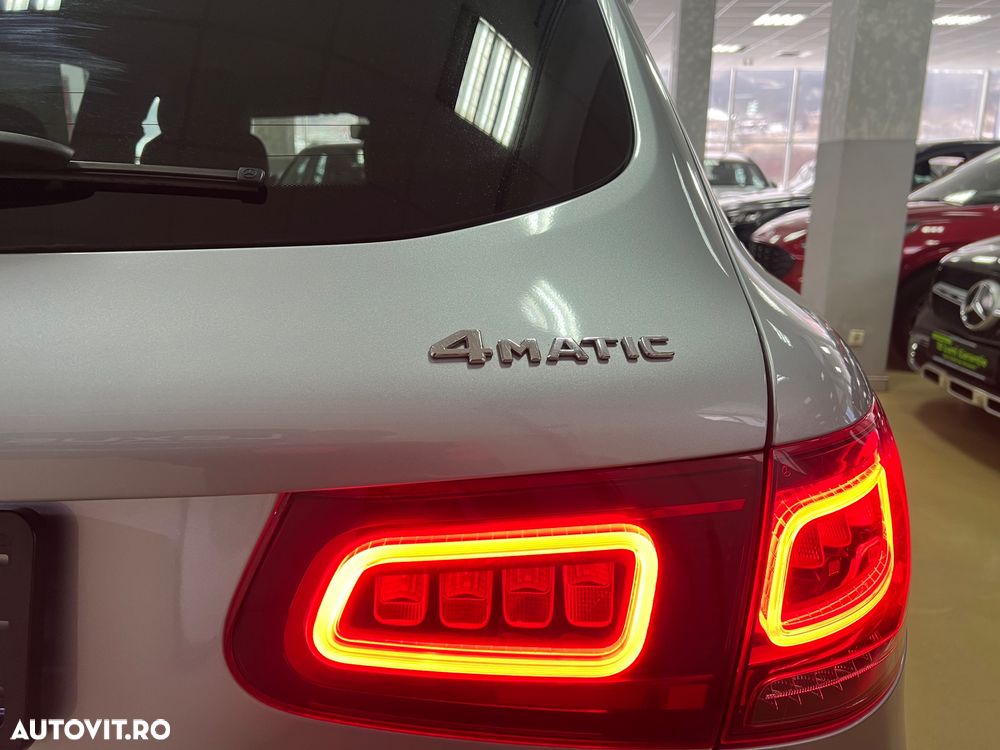 Mercedes-Benz GLC 300 de 4Matic 9G-TRONIC Exclusive - 12