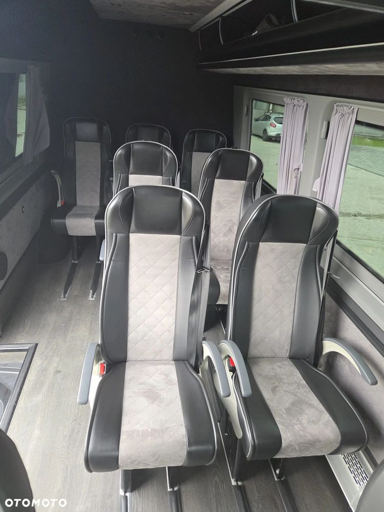 Mercedes-Benz Sprinter 319 CDI 907.235 - 8