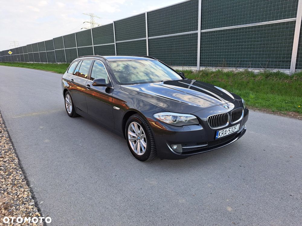 BMW Seria 5 520d Special Edition - 3