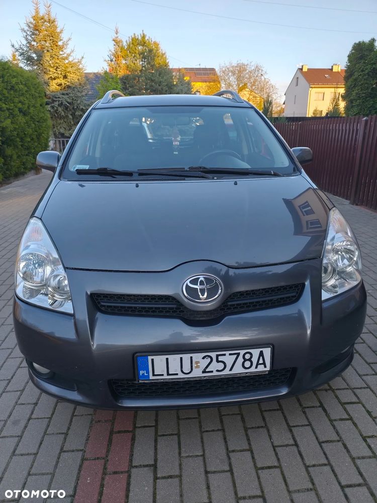 Toyota Corolla Verso 2.2 D-4D Sol - 10