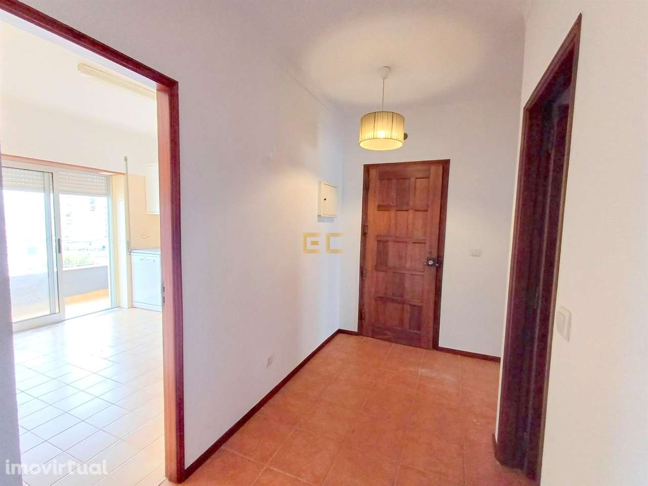 Apartamento T2, para venda, em Buarcos- Figueira da Foz! - Grande imagem: 3/18