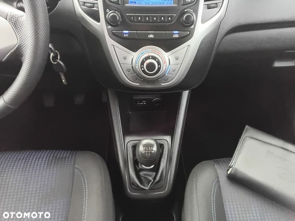 Hyundai ix20 - 17