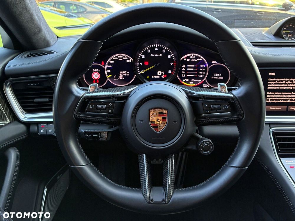 Porsche Panamera - 26