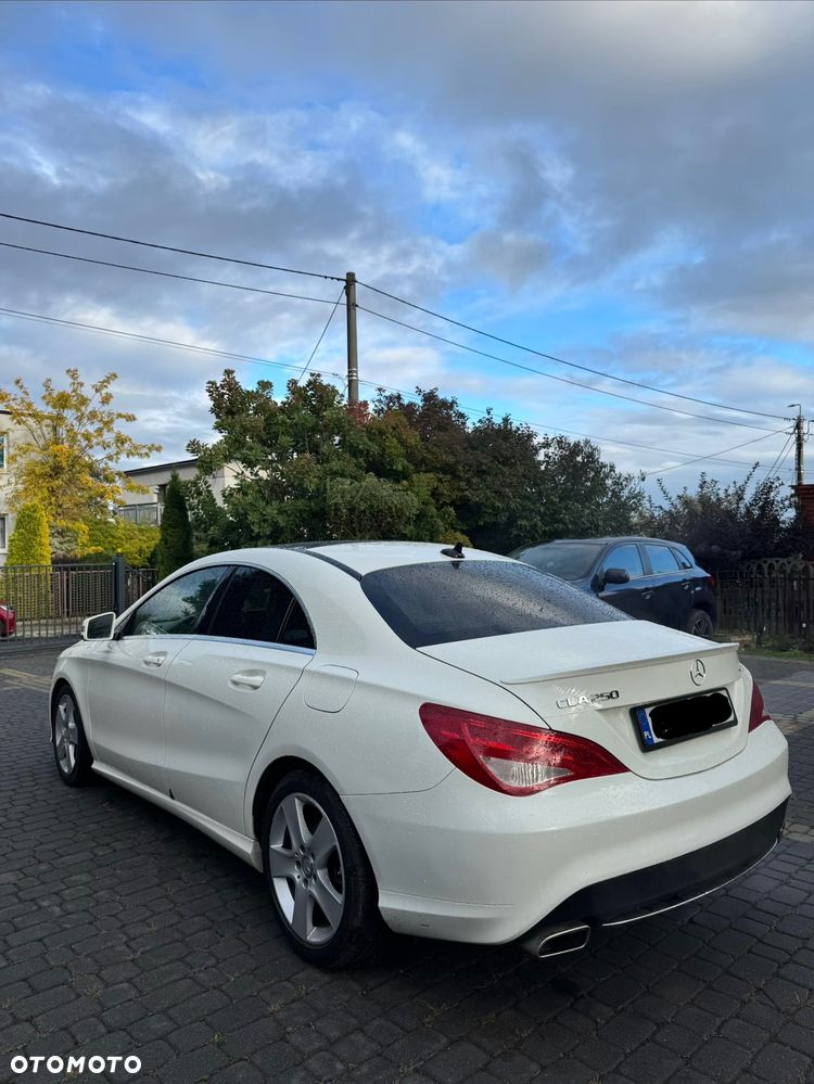 Mercedes-Benz CLA 250 Sport 7G-DCT - 5