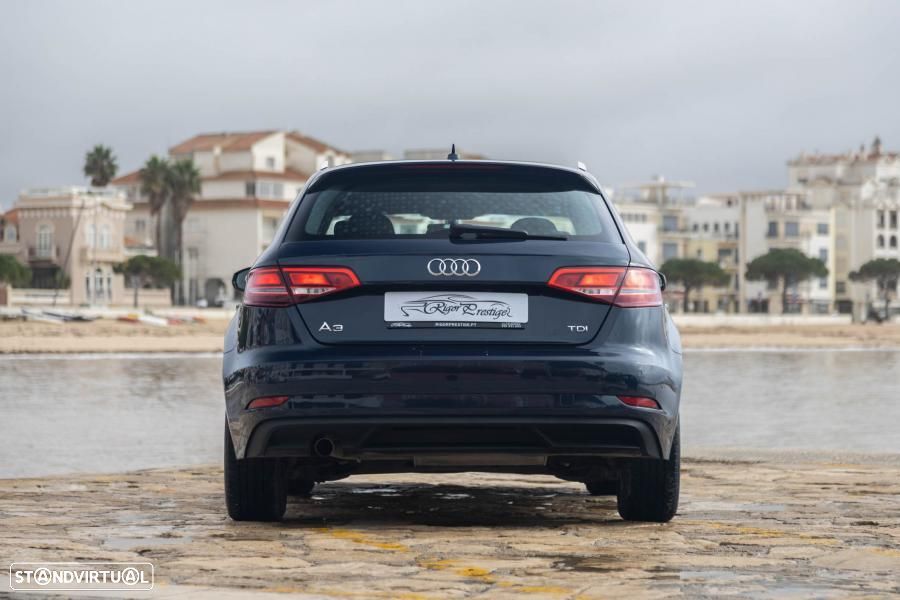 Audi A3 Sportback 1.6 TDI - 9