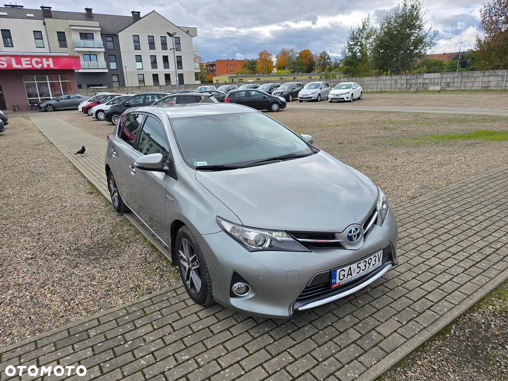 Toyota Auris 1.8 HSD Luna - 4