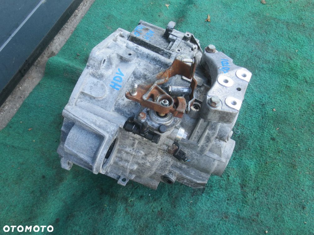 SKRZYNIA BIEGÓW MANUALNA VW PASSAT B6 GOLF V TOURAN SKODA OCTAVIA SEAT LEON 2 AUDI 2.0TDI HDV - 2