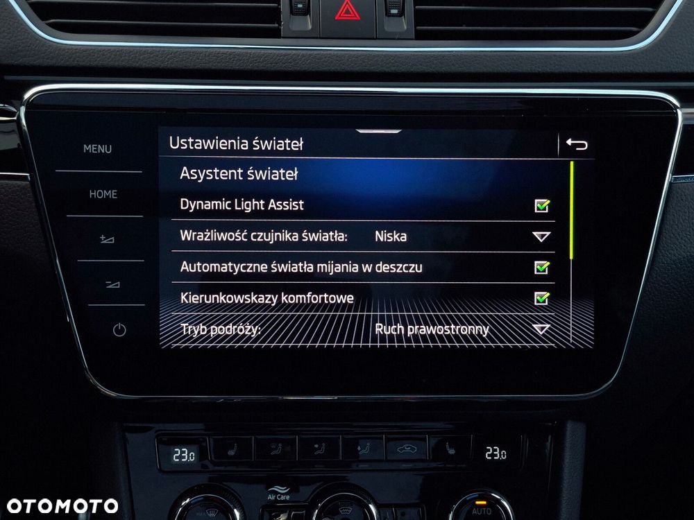 Skoda Superb 2.0 TDI SCR L&K DSG - 32