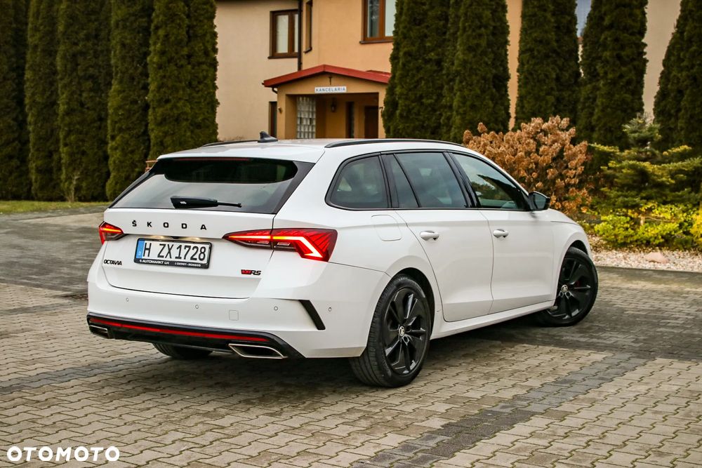 Skoda Octavia 2.0 TDI DSG 4x4 RS Plus - 16