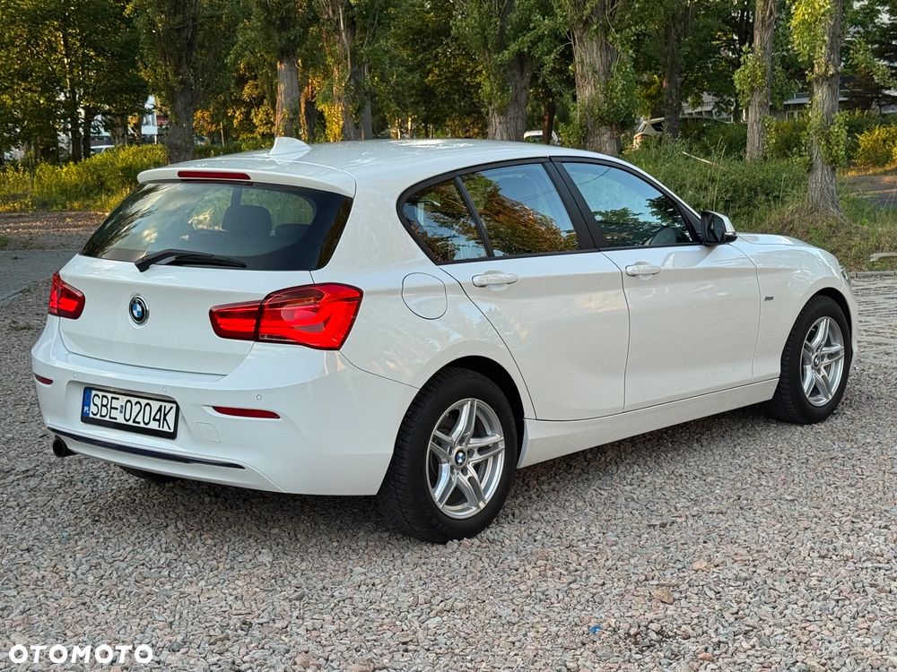 BMW Seria 1 118i Sport Line - 2
