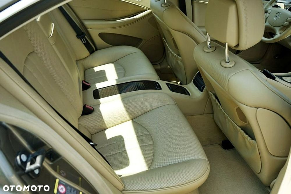 Mercedes-Benz CLS 350 CGI 7G-TRONIC - 19