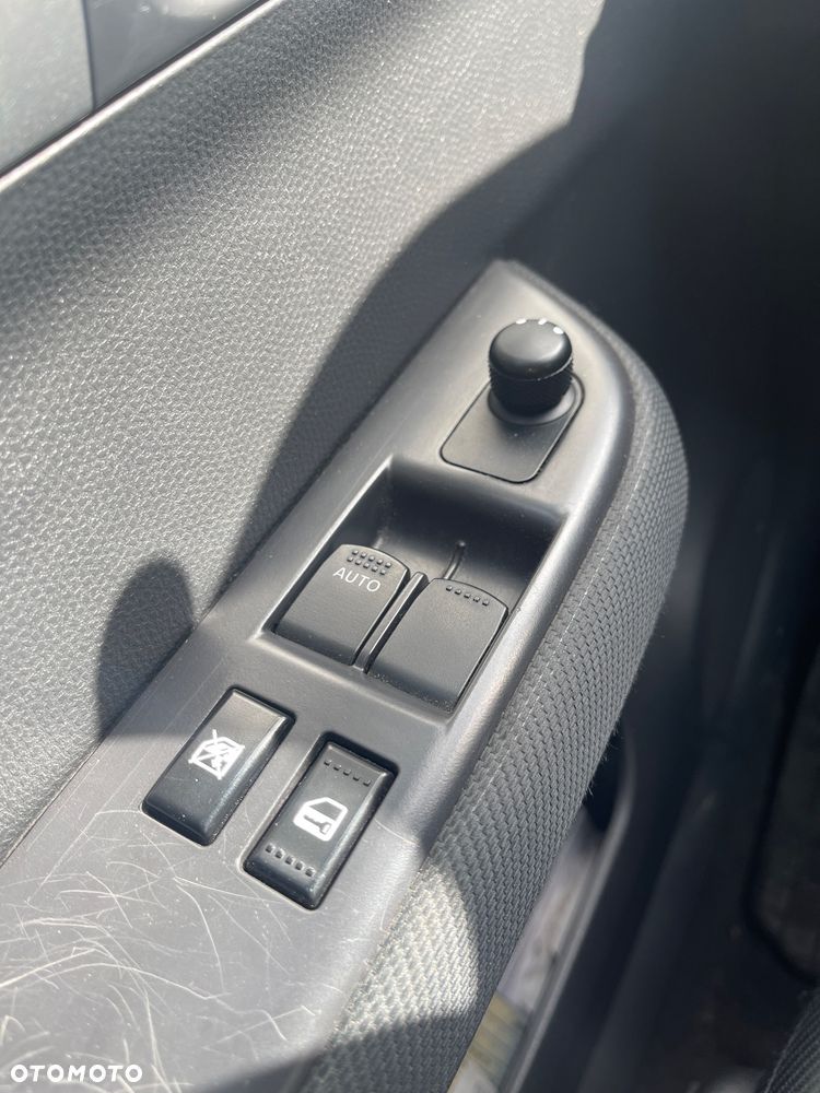 Suzuki Swift 1.3 Sakura - 10