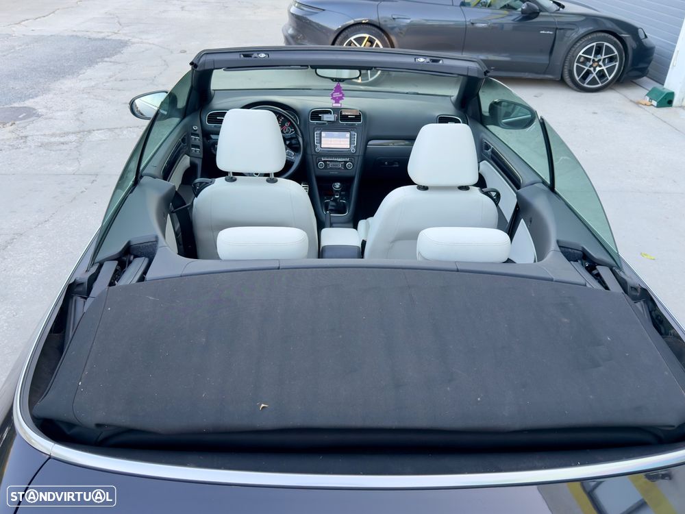 VW Golf Cabriolet 1.6 TDi BlueMotion - 6