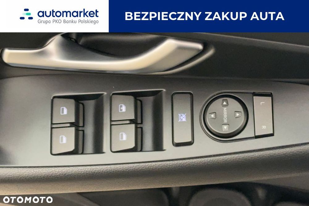 Hyundai i30 1.5 DPI Classic + - 13