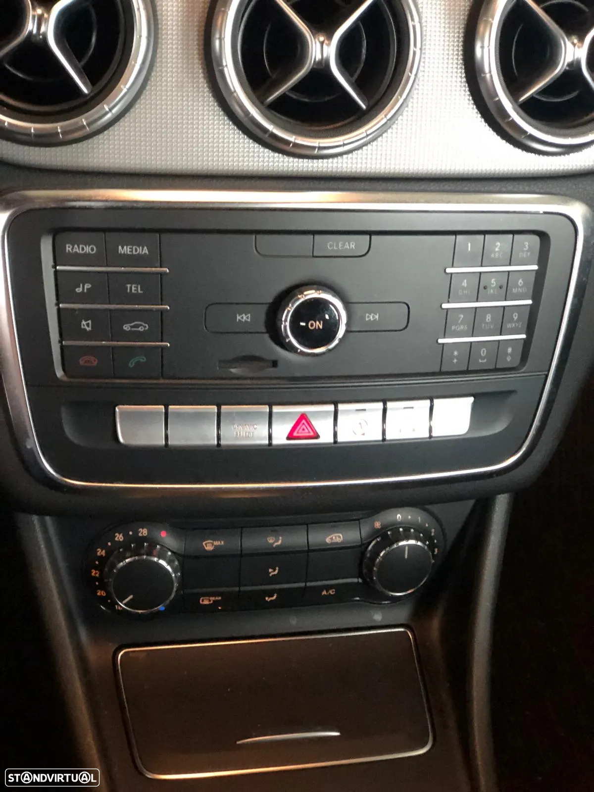 Mercedes-Benz CLA 180 d Shooting Brake Urban Aut. - 11
