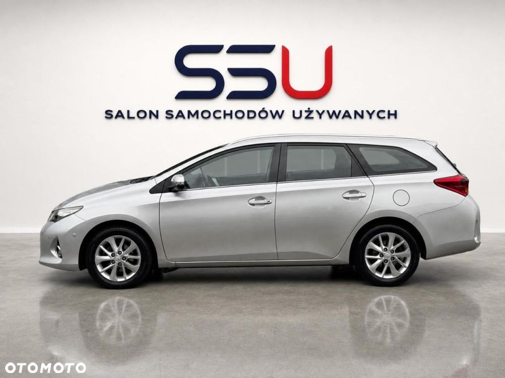 Toyota Auris 1.6 Life+ - 16