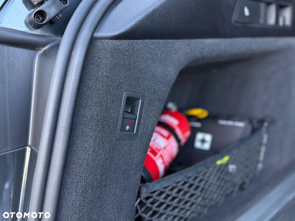 Audi A6 Allroad - 33