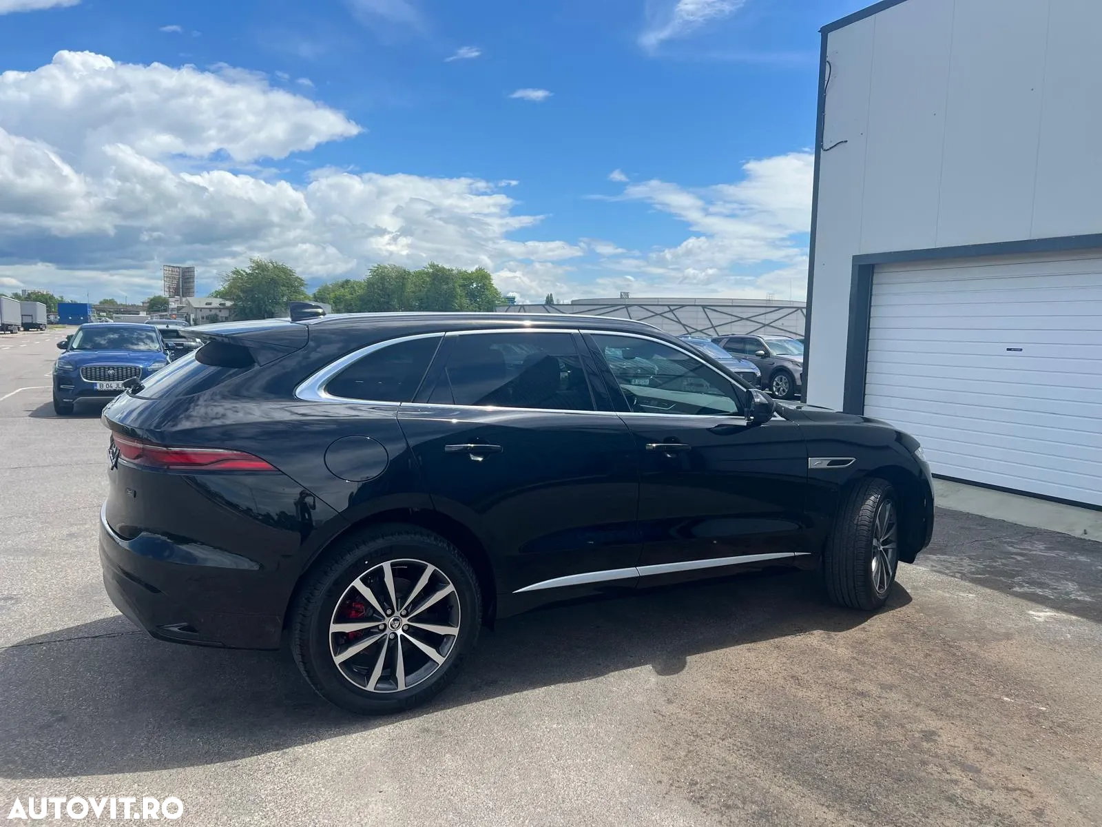 Jaguar F-Pace D200 AWD R-Dynamic SE - 10